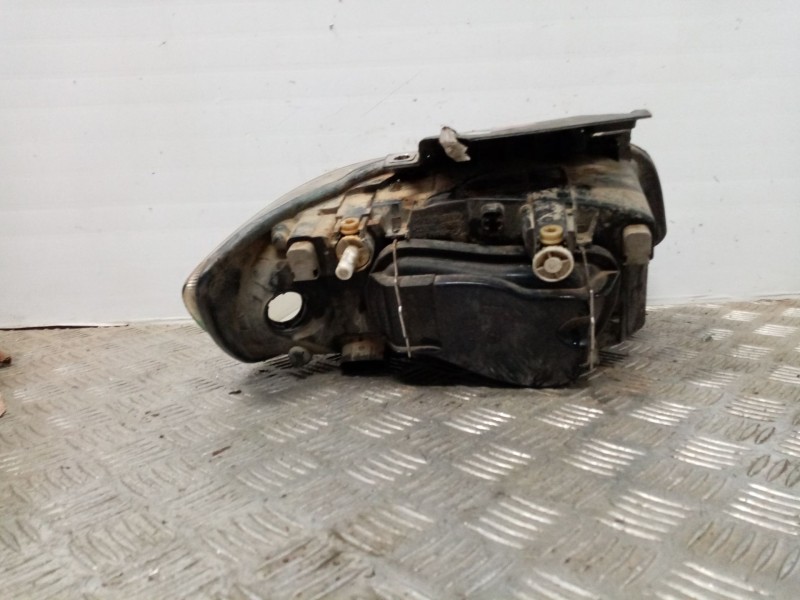 Recambio de faro izquierdo para seat cordoba berlina (6k2) stella referencia OEM IAM   