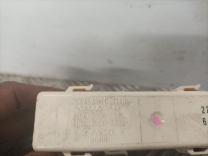 Recambio de modulo electronico para volvo v40 ranchera familiar (645) 1.6 referencia OEM IAM 30889925  