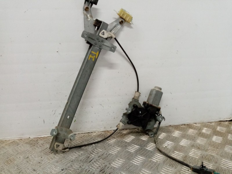 Recambio de elevalunas trasero izquierdo para nissan primera berlina (p11) 2.0 navigation referencia OEM IAM   