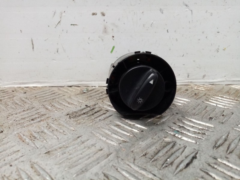 Recambio de mando luces para seat toledo (1m2) 1.9 tdi referencia OEM IAM 04052138  