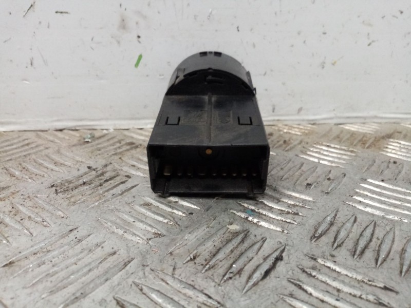 Recambio de mando luces para seat toledo (1m2) 1.9 tdi referencia OEM IAM 04052138  