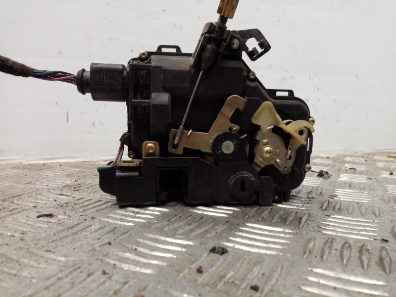 Recambio de cerradura puerta delantera izquierda para seat toledo (1m2) 1.9 tdi referencia OEM IAM 0  