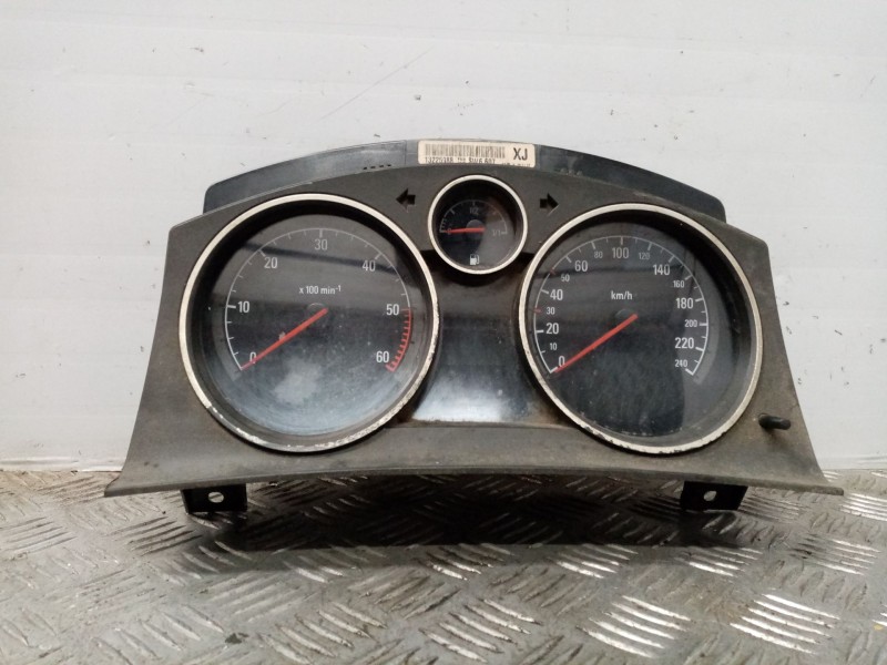 Recambio de cuadro instrumentos para opel zafira b enjoy referencia OEM IAM 13225988  