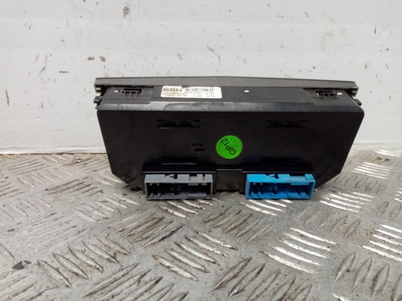 Recambio de mando calefaccion / aire acondicionado para opel zafira b enjoy referencia OEM IAM 13247812  