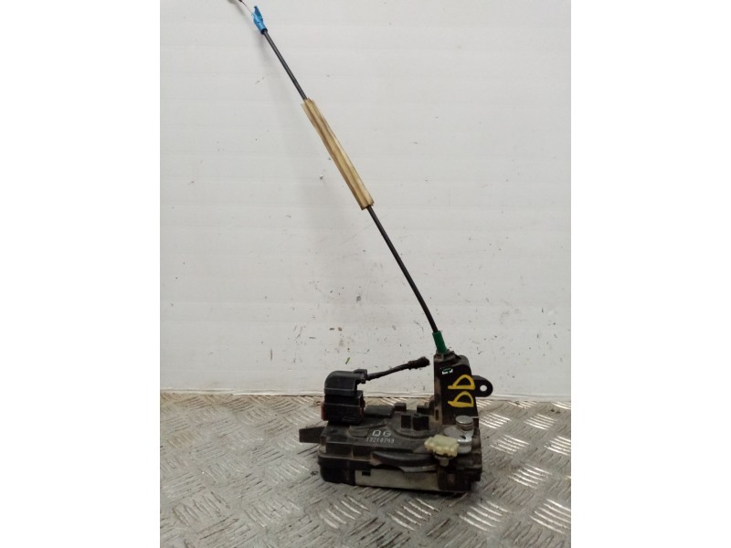 Recambio de cerradura puerta delantera derecha para opel zafira b enjoy referencia OEM IAM   
