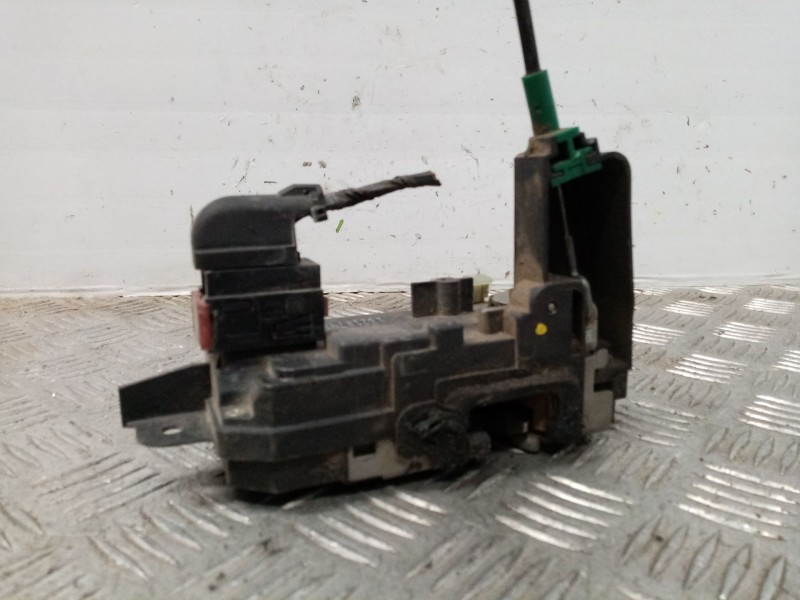 Recambio de cerradura puerta delantera izquierda para opel zafira b enjoy referencia OEM IAM   