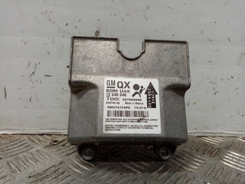 Recambio de centralita airbag para opel zafira b enjoy referencia OEM IAM 13246046  