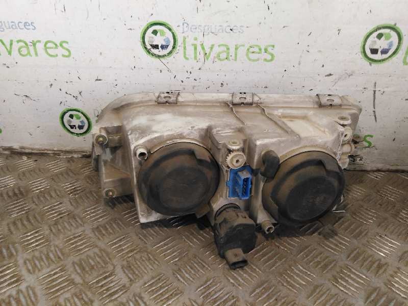 Recambio de faro derecho para volvo s40 berlina referencia OEM IAM   