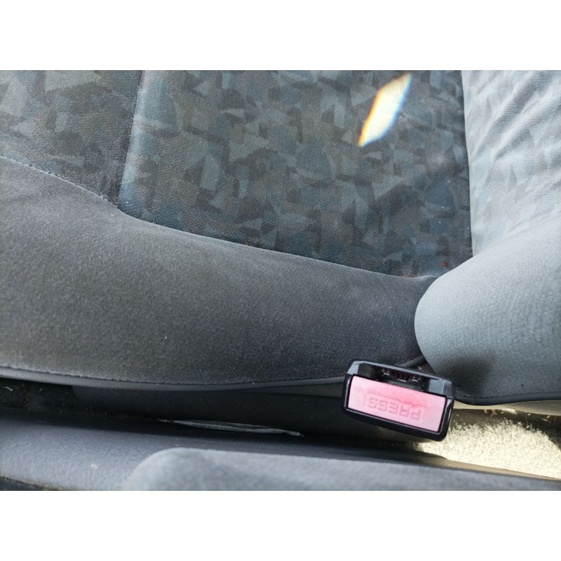 Recambio de pretensor airbag derecho para renault laguna i (b56_, 556_) 1.8 16v (b563, b564) referencia OEM IAM   