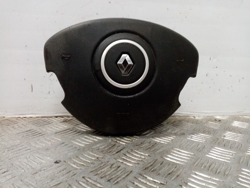 Recambio de airbag delantero izquierdo para renault clio iii expression referencia OEM IAM 8200677496  