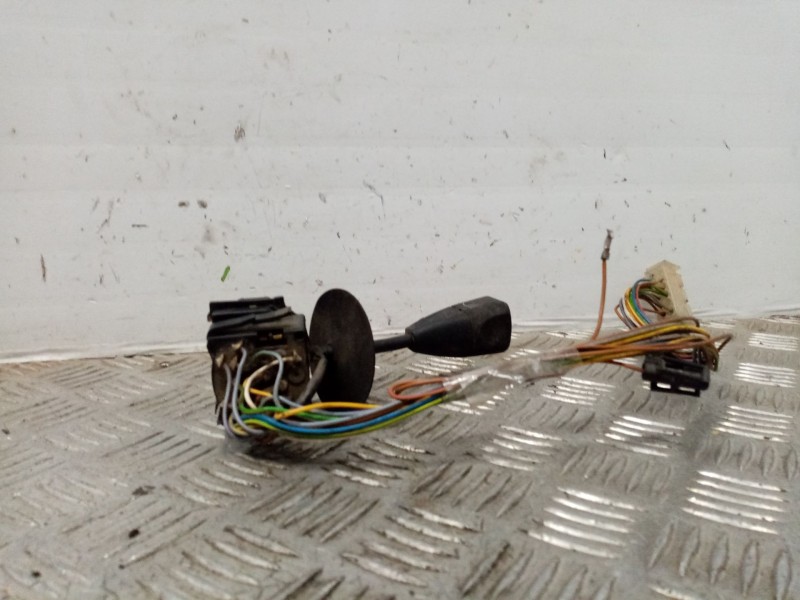 Recambio de mando intermitentes para bmw serie 5 berlina (e34) 525tds referencia OEM IAM   