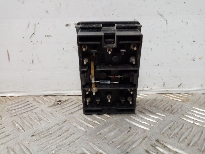 Recambio de interruptor para bmw serie 5 berlina (e34) 525tds referencia OEM IAM   