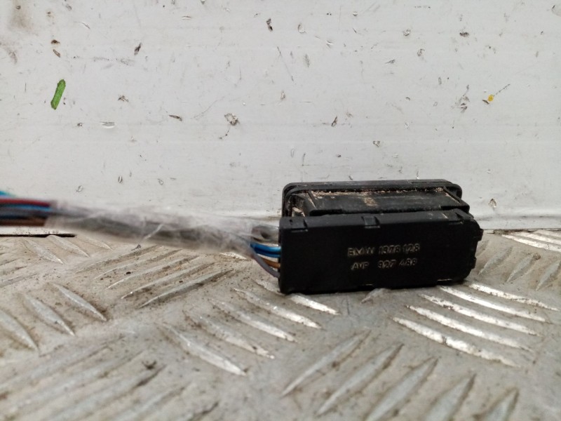 Recambio de warning para bmw serie 5 berlina (e34) 525tds referencia OEM IAM   