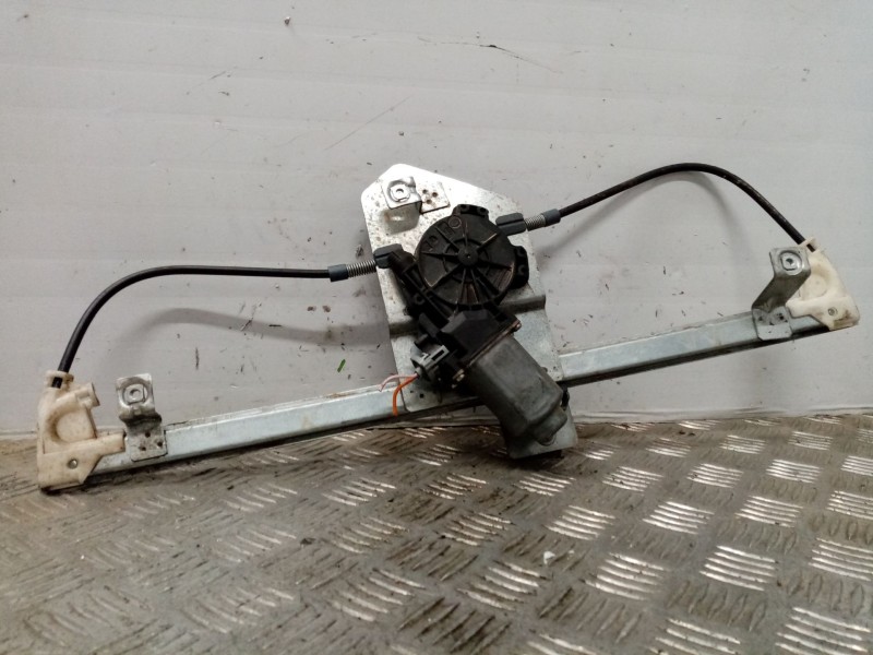 Recambio de elevalunas delantero derecho para dacia logan referencia OEM IAM   