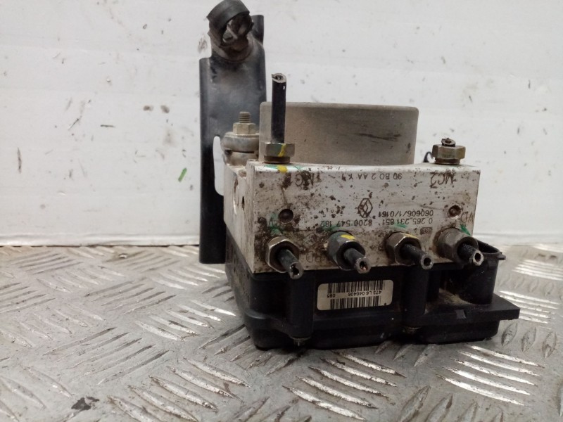 Recambio de abs para dacia logan referencia OEM IAM 0265231851 8200547182 