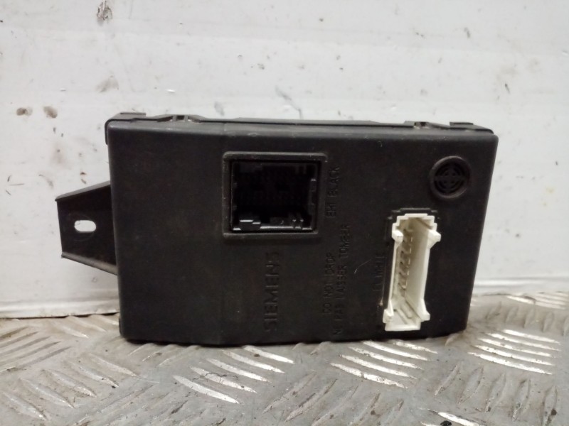 Recambio de modulo electronico para dacia logan referencia OEM IAM 8200296328a  