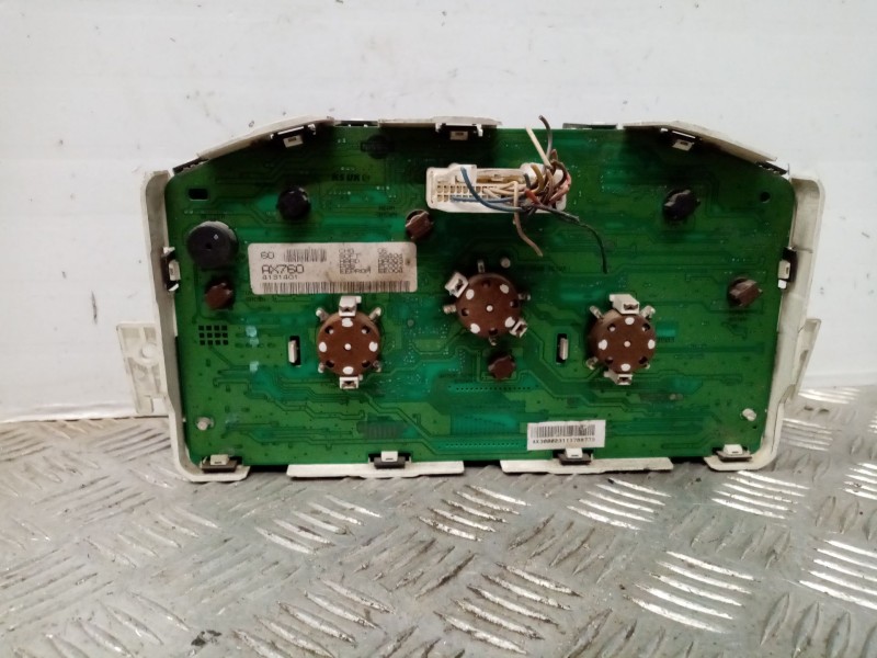 Recambio de cuadro instrumentos para nissan micra (k12e) referencia OEM IAM   