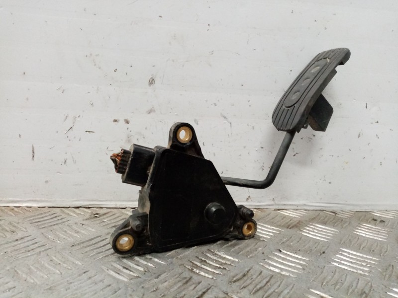 Recambio de potenciometro pedal para nissan micra (k12e) referencia OEM IAM 18002AX700  