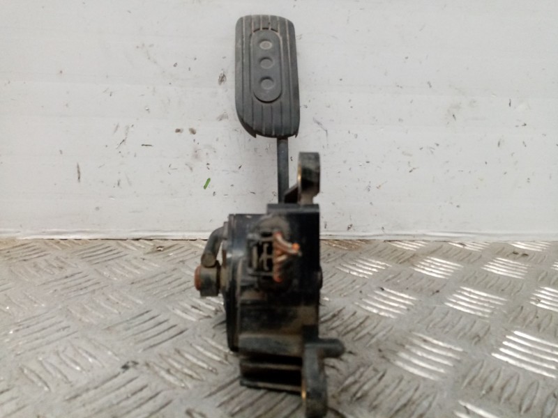 Recambio de potenciometro pedal para nissan micra (k12e) referencia OEM IAM 18002AX700  