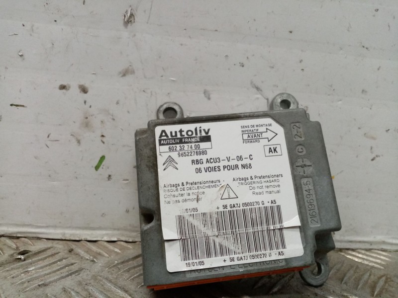 Recambio de centralita airbag para citroen xsara picasso 1.6 16v hdi referencia OEM IAM 9652276980  