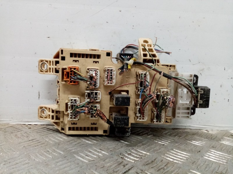 Recambio de caja reles / fusibles para toyota picnic (m10) 2.2 turbodiesel referencia OEM IAM   