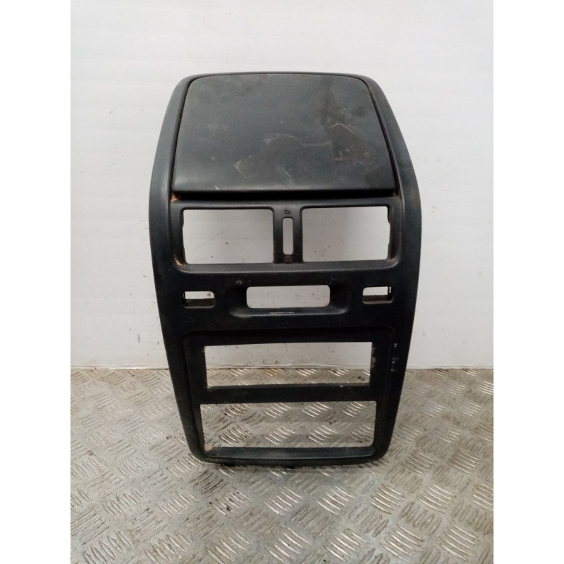 Recambio de mascara central de salpicadero para toyota picnic (m10) 2.2 turbodiesel referencia OEM IAM   