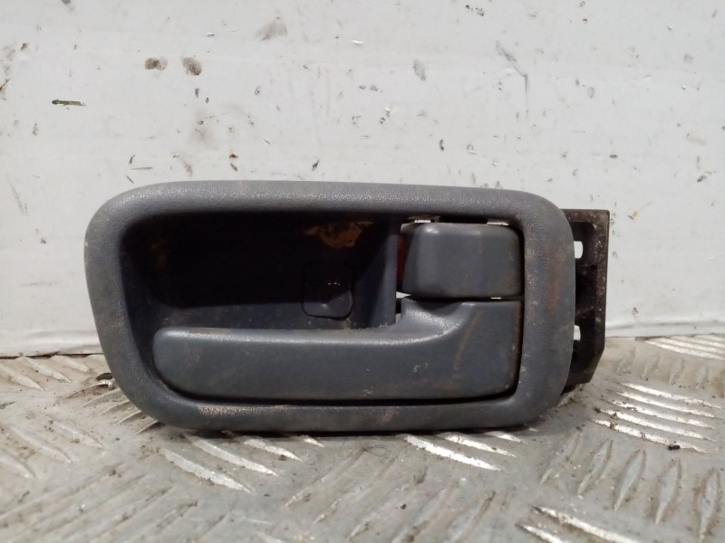 Recambio de maneta interior trasera derecha para toyota picnic (m10) 2.2 turbodiesel referencia OEM IAM   