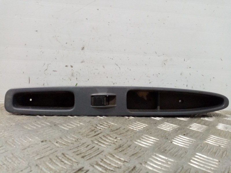 Recambio de mando elevalunas delantero derecho para toyota picnic (m10) 2.2 turbodiesel referencia OEM IAM   