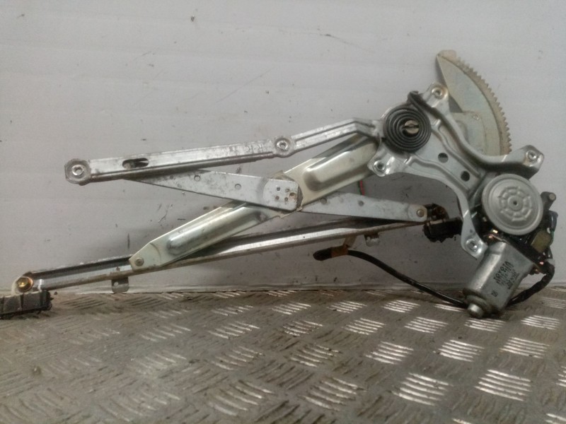 Recambio de elevalunas trasero derecho para toyota picnic (m10) 2.2 turbodiesel referencia OEM IAM   