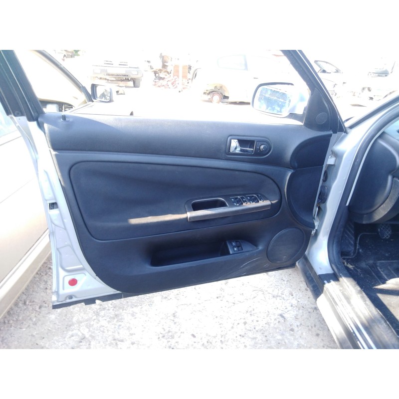 volkswagen passat berlina (3b3) del año 2000