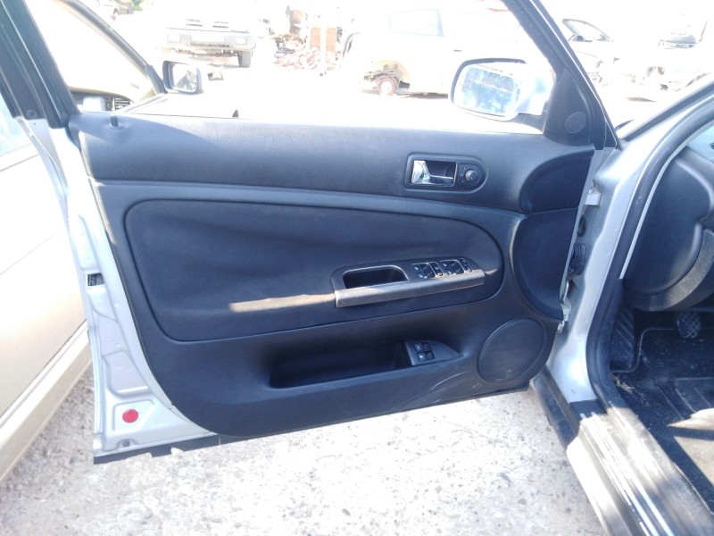 volkswagen passat berlina (3b3) del año 2000