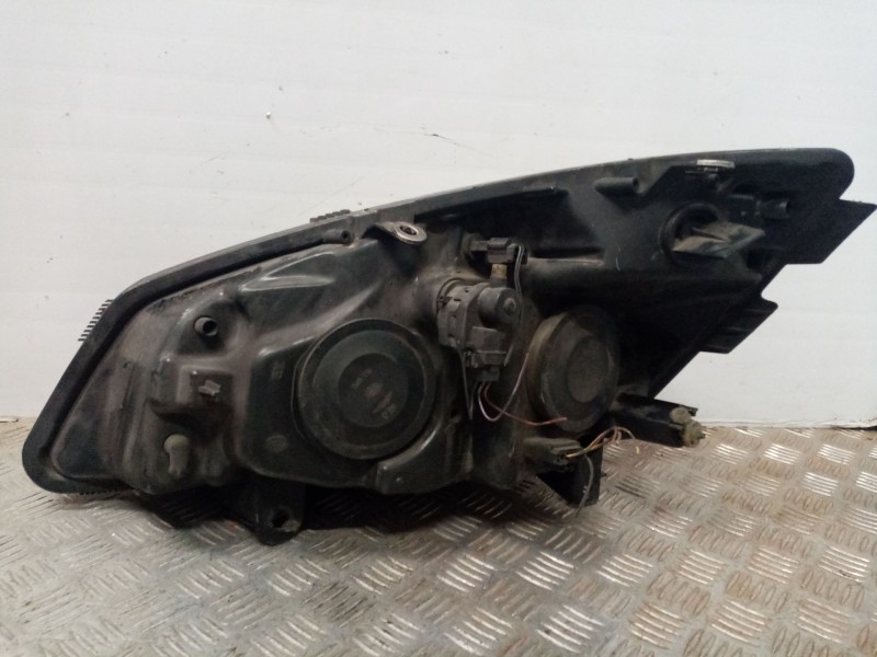 Recambio de faro derecho para renault scenic ii 1.9 dci diesel referencia OEM IAM   