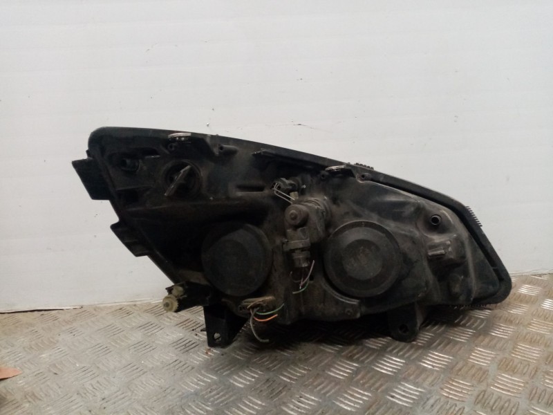 Recambio de faro izquierdo para renault scenic ii 1.9 dci diesel referencia OEM IAM   