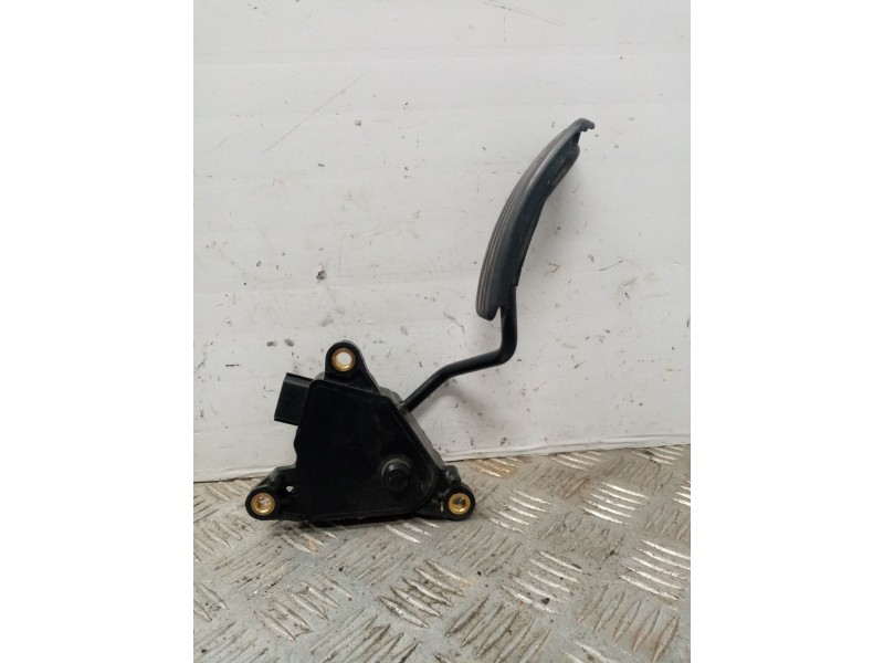 Recambio de potenciometro pedal para renault scenic ii 1.9 dci diesel referencia OEM IAM 8200159647  