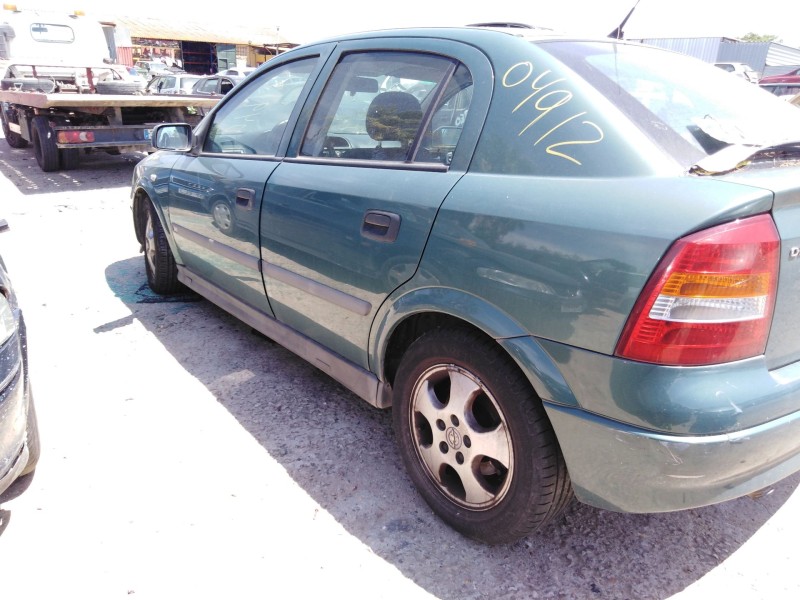 opel astra g berlina del año 1998