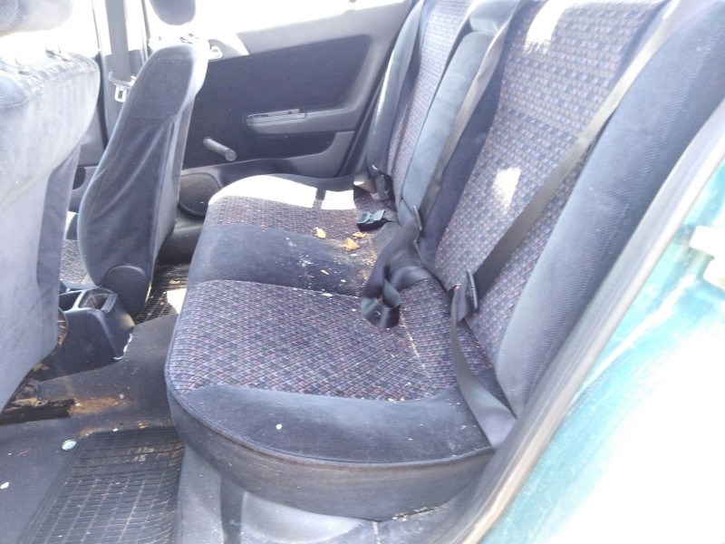 opel astra g berlina del año 1998