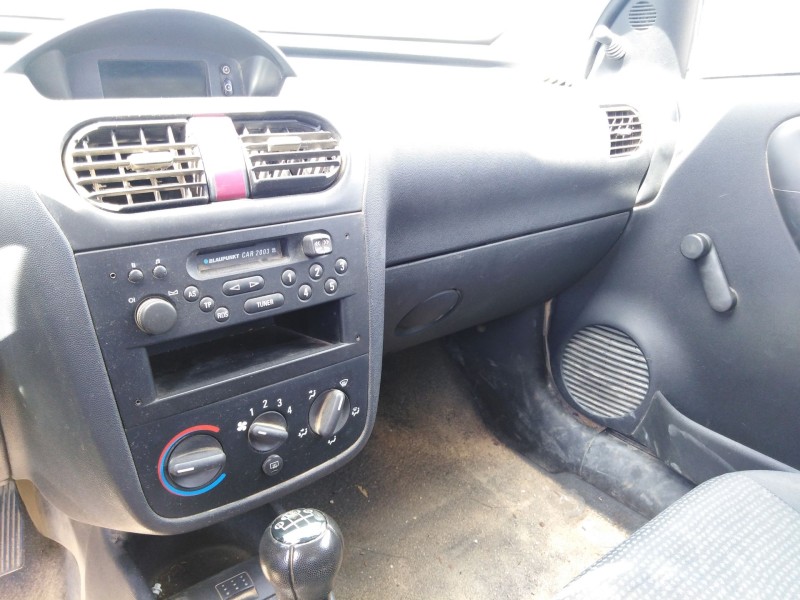 opel combo (corsa c) del año 2001