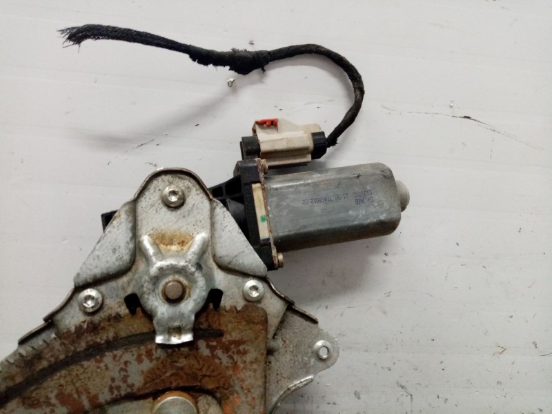 Recambio de elevalunas delantero derecho para chrysler sebring berlina (jr41) 2.0 16v cat referencia OEM IAM   