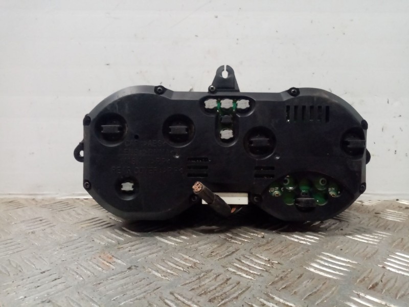 Recambio de cuadro instrumentos para chevrolet kalos 1.2 se referencia OEM IAM 96426049  