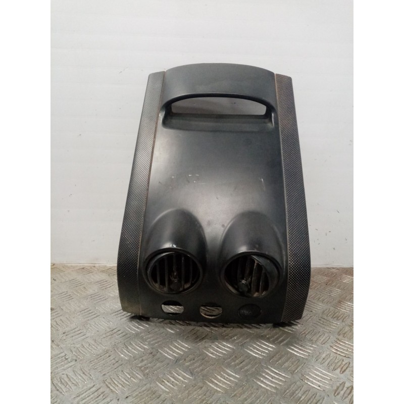 Recambio de mascara central de salpicadero para chevrolet kalos 1.2 se referencia OEM IAM   