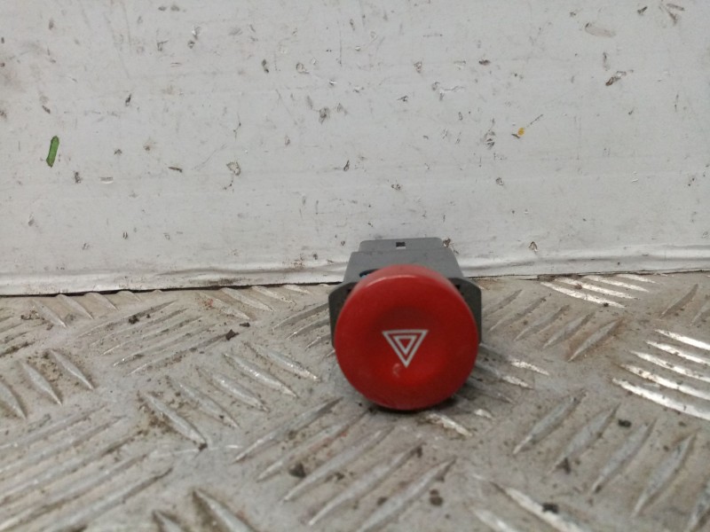 Recambio de warning para chevrolet kalos 1.2 se referencia OEM IAM   