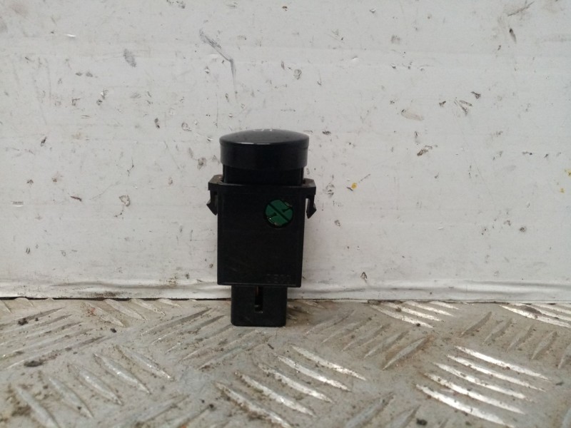 Recambio de pulsador antinieblas para chevrolet kalos 1.2 se referencia OEM IAM   