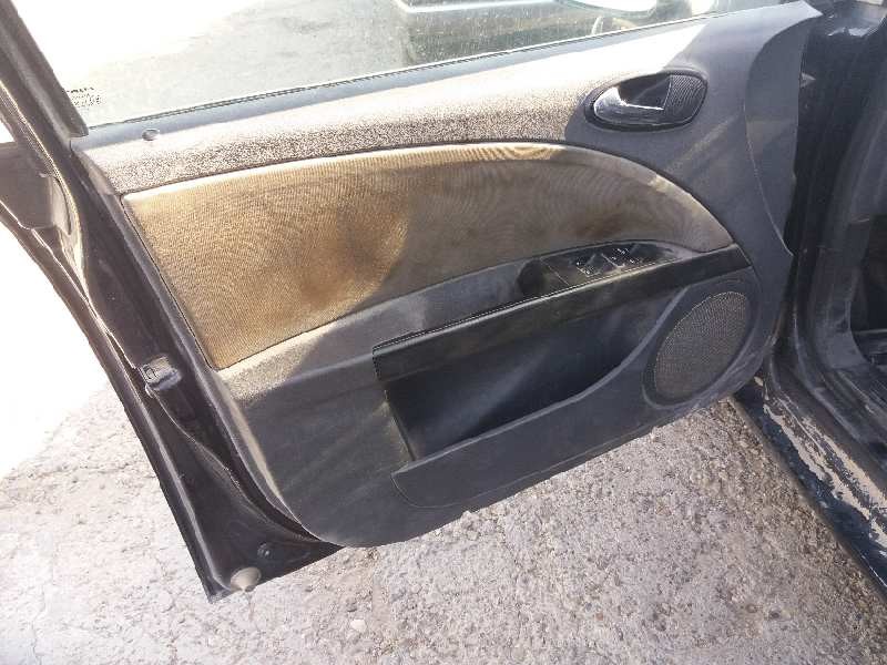 seat leon (1p1) 1.9 tdi   |   0.05 - ... | 2005 | 105 cv / 77 kw del año 2005