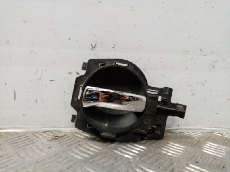 Recambio de maneta interior delantera izquierda para citroen c3 1.4 hdi referencia OEM IAM   