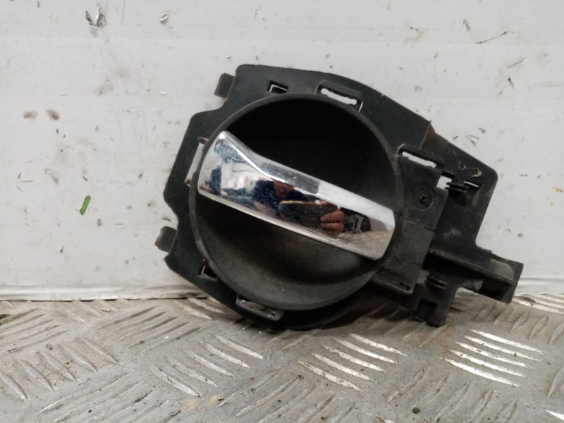 Recambio de maneta interior trasera derecha para citroen c3 1.4 hdi referencia OEM IAM   
