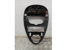 Recambio de mascara central de salpicadero para citroen xsara picasso 2.0 hdi satisfaction referencia OEM IAM 9631315877   2