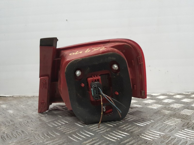 Recambio de piloto trasero izquierdo para volkswagen passat berlina (3c2) referencia OEM IAM 3C5945095C  