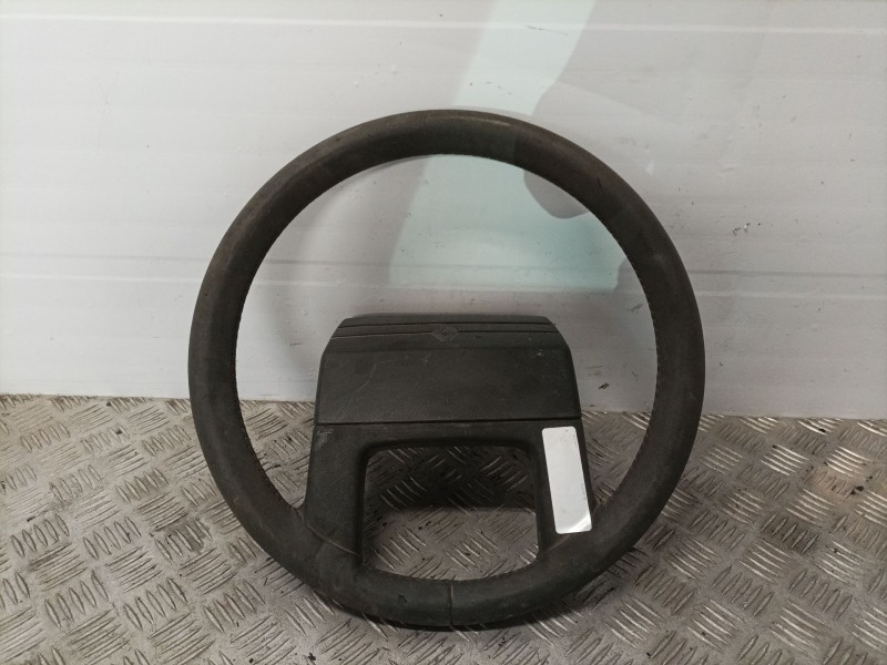 Recambio de volante para renault 9 tse referencia OEM IAM 7704003244  