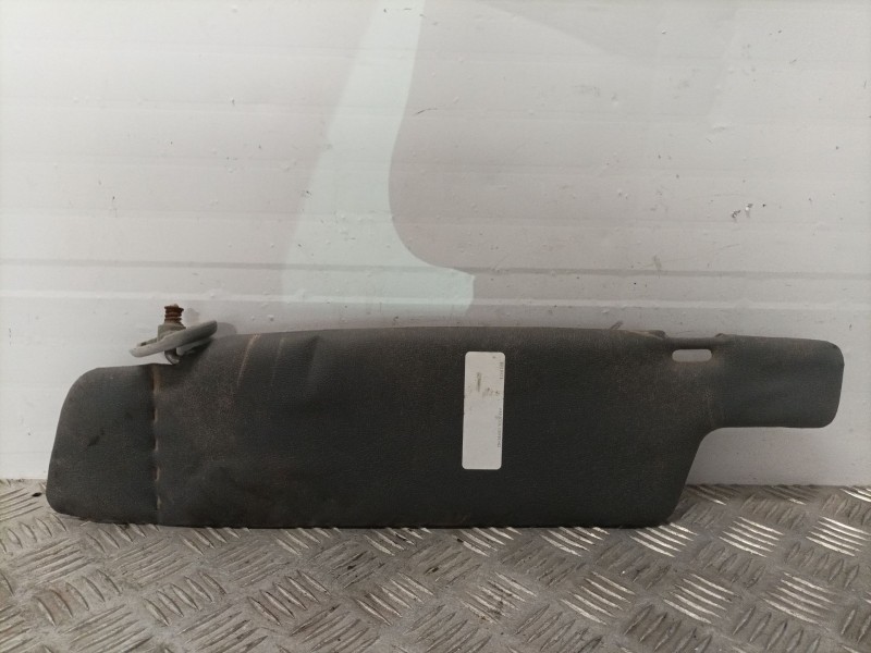 Recambio de parasol derecho para renault 9 tse referencia OEM IAM 7701203042  