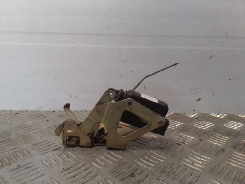 Recambio de cerradura puerta delantera derecha para renault 9 tse referencia OEM IAM 7701027624  